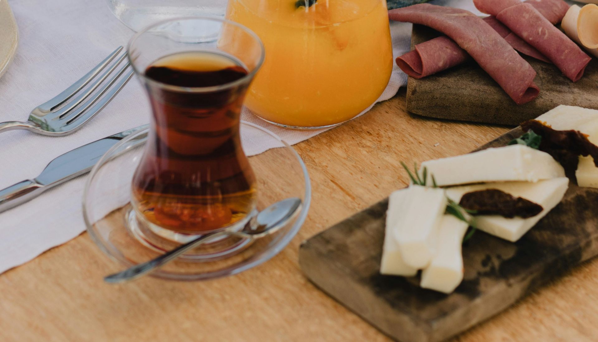 Accords thés et fromages, un récit de culture